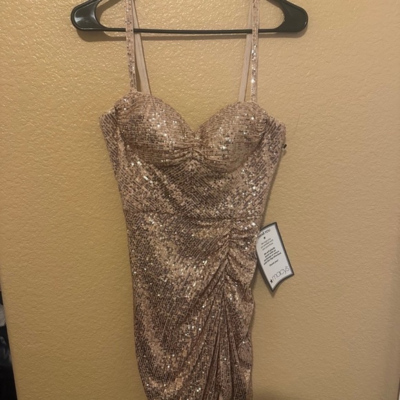 Morgan & Co. Sparkling Gold Mini Dress - Picture 2 of 4